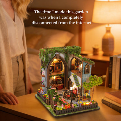 Plymagic DIY Mini House - Floral Cottage