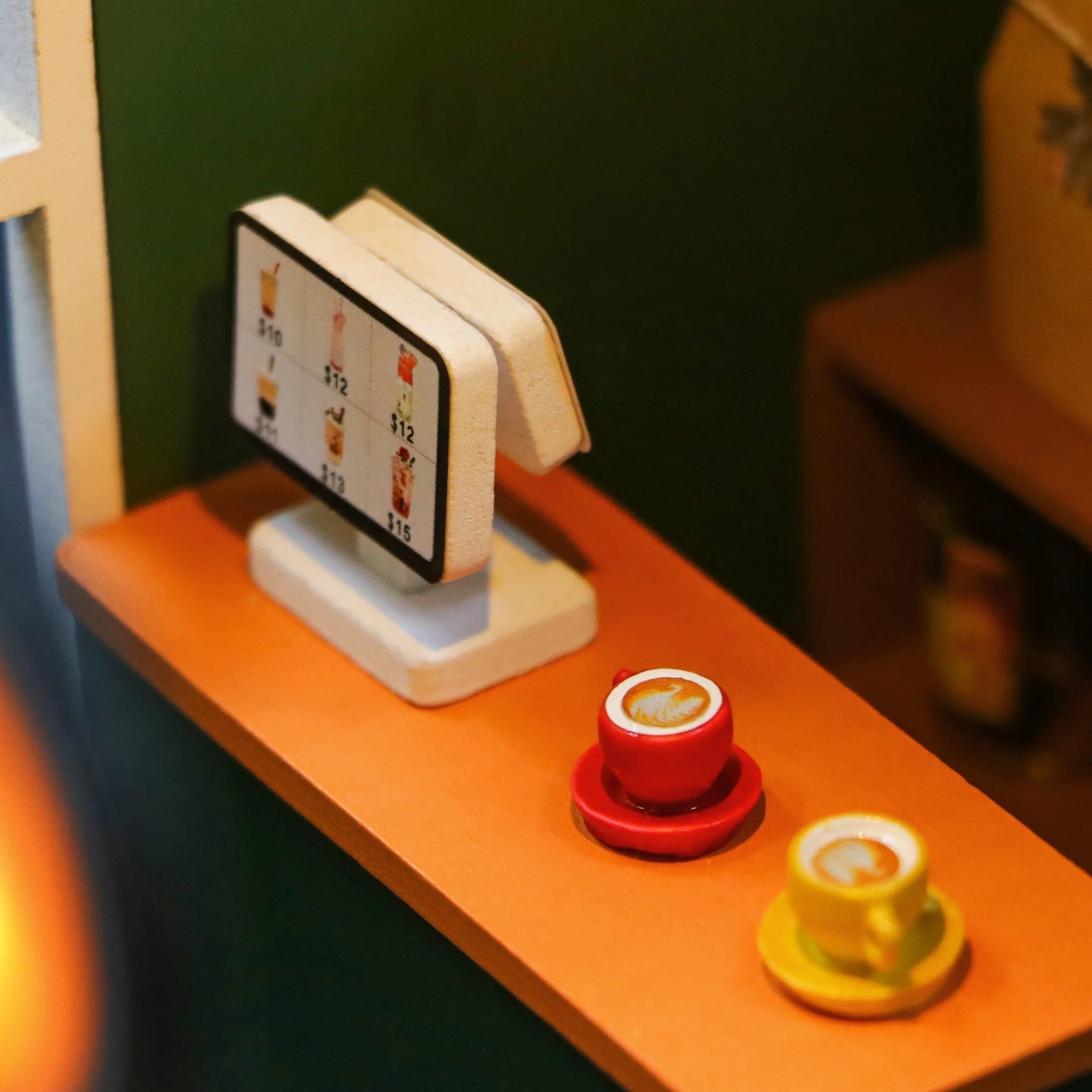 Plymagic DIY Mini House - Cozy Cup Cafe