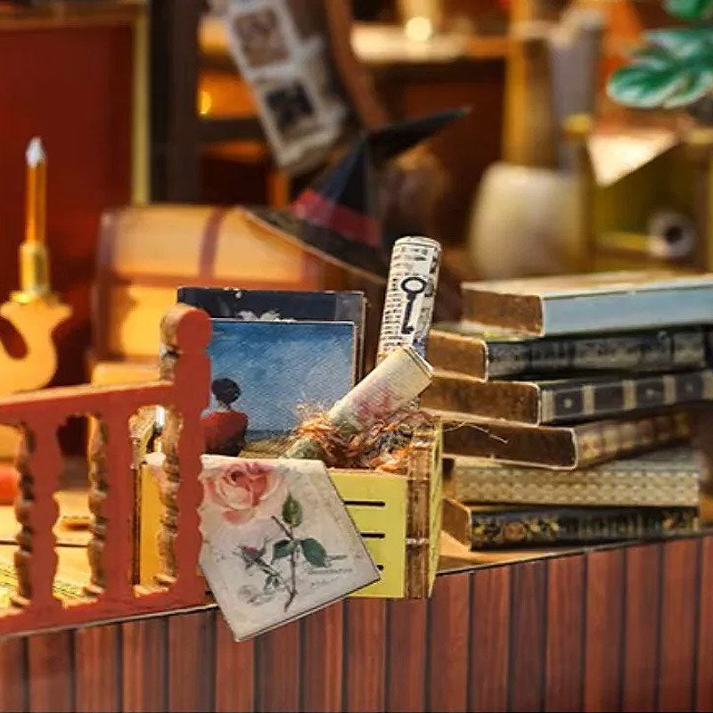 Plymagic DIY Mini House - Book Cottage