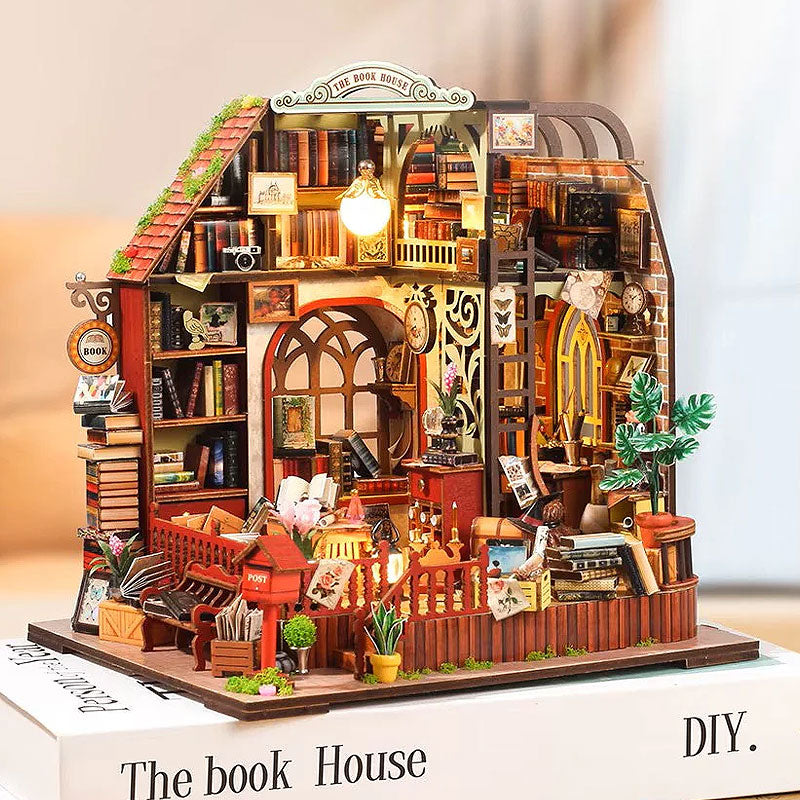 Plymagic DIY Mini House - Book Cottage