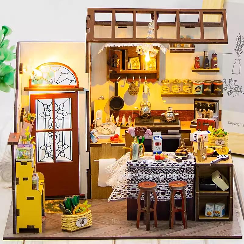 Plymagic DIY Mini House - Family Kitchen