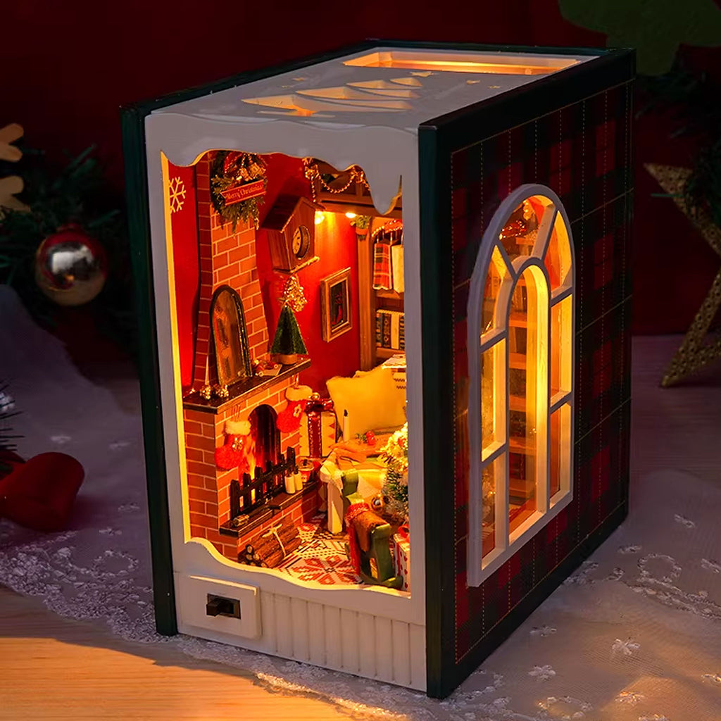 Plymagic DIY Book Nook - Christmas Cozy Home