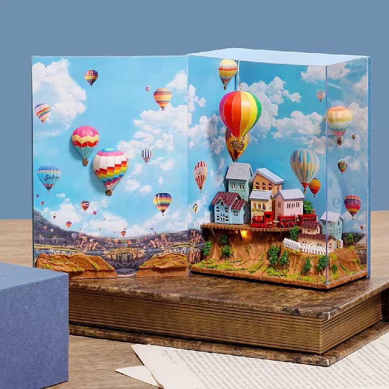 Plymagic DIY Book Nook - Hot Air Balloon Valley