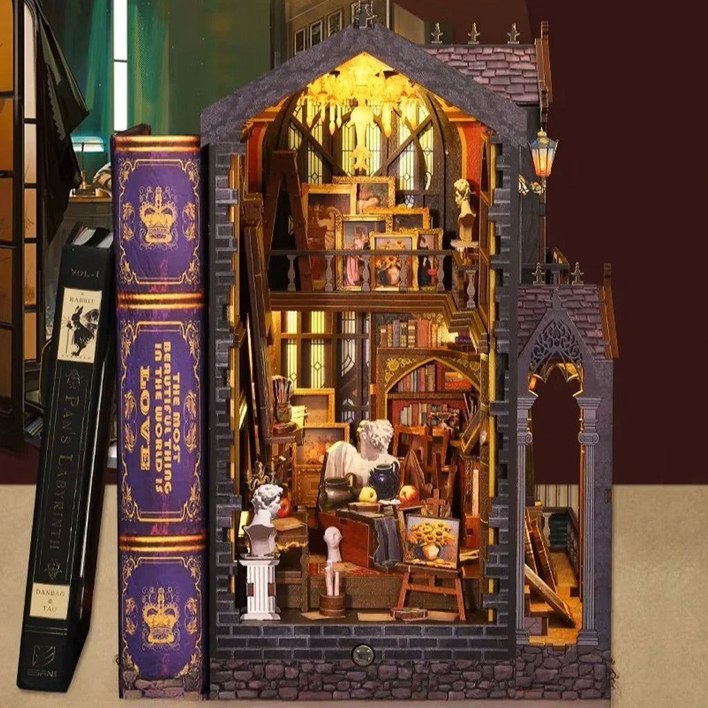 Plymagic DIY Book Nook - Retro Art Studio