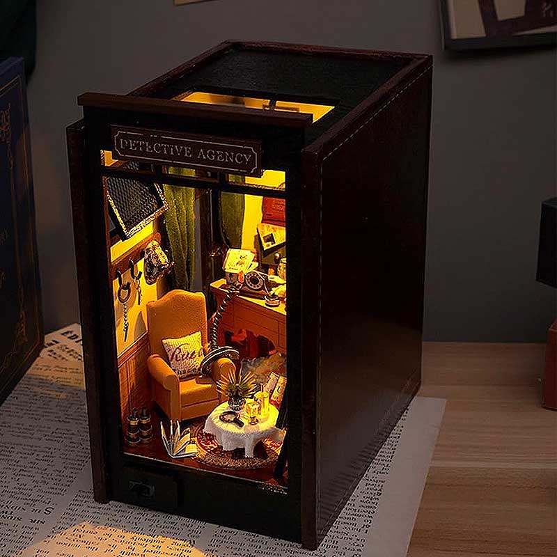 Plymagic DIY Book Nook - Detective Agency Secondary image