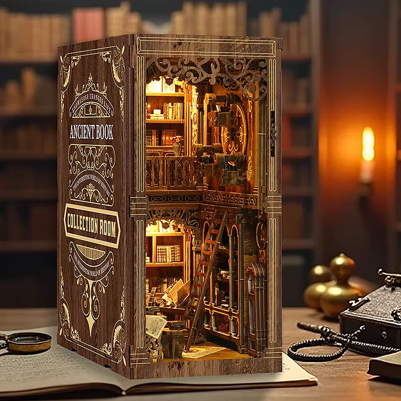 Plymagic DIY Book Nook- Antique Book Collection Room