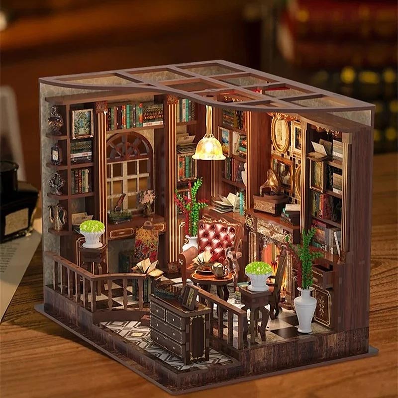 Plymagic DIY Mini House - Regal Study