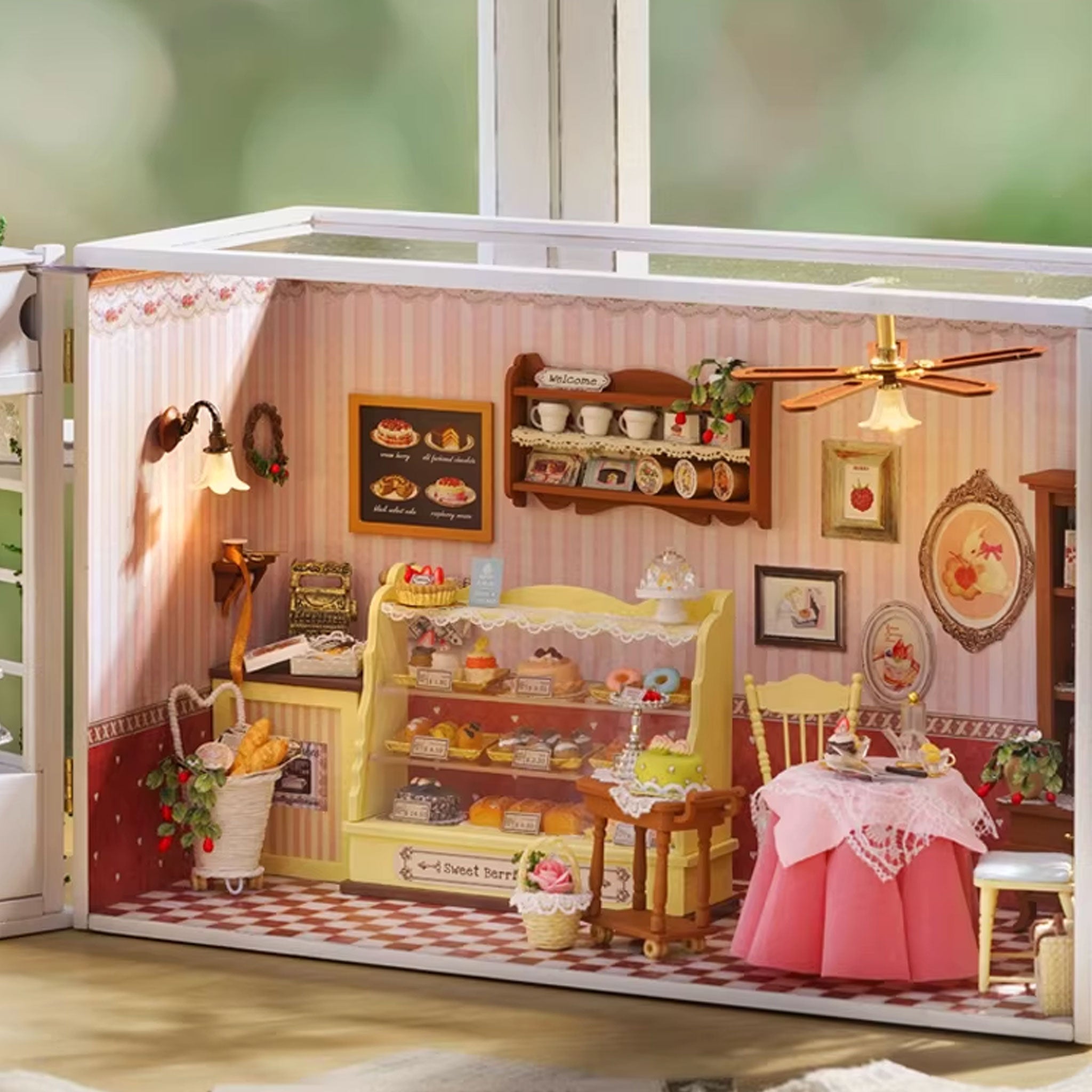 Plymagic DIY Mini House - Sweet Cake Shop