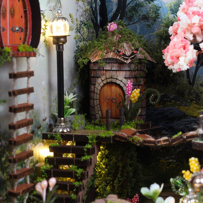 Plymagic DIY Mini House - Whispering Woods