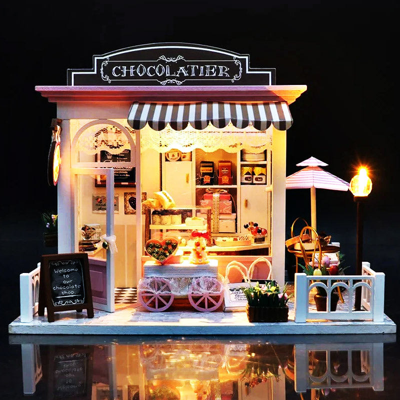 Plymagic DIY Mini House - Chocolatier