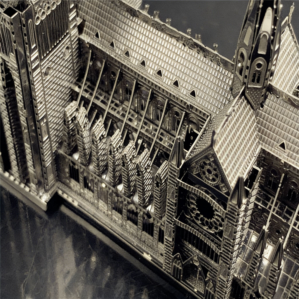 Plymagic Assembly Model - Notre Dame de Paris(Metal version)