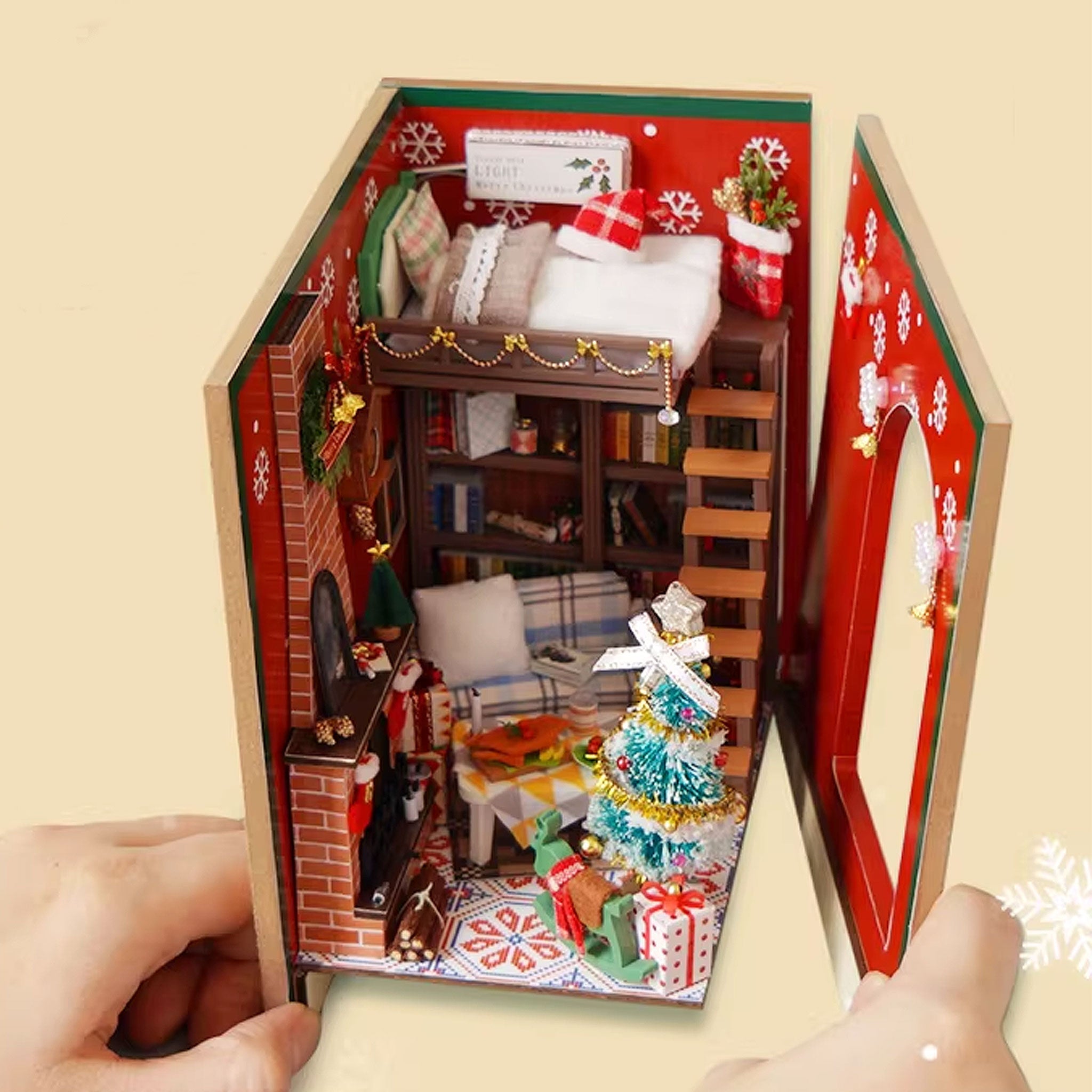 Plymagic DIY Book Nook - Christmas Cozy Home