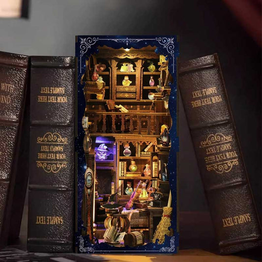 Plymagic DIY Book Nook - Magic House