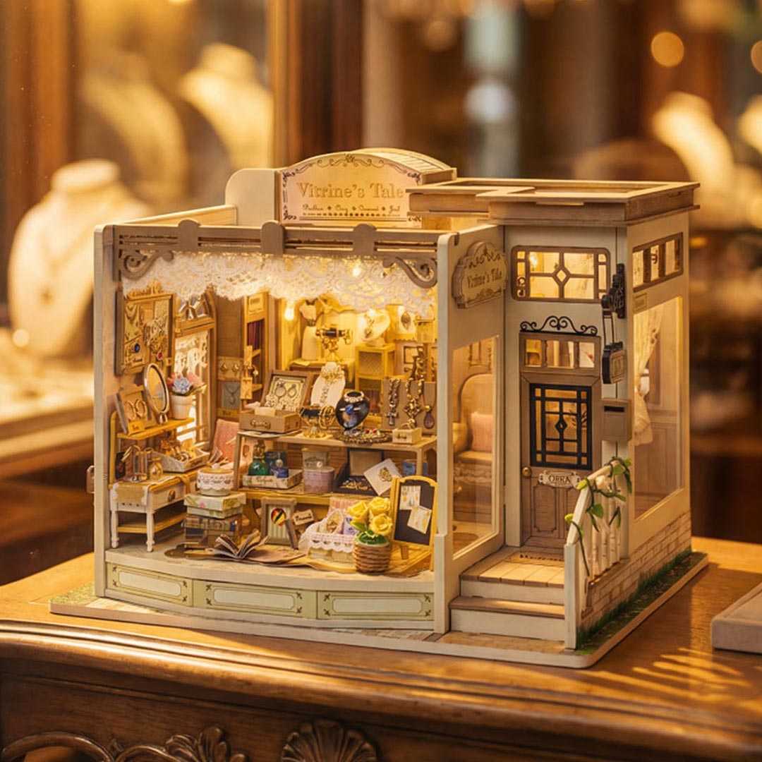 Plymagic DIY MiniHouse -  Vitrine’s Tale