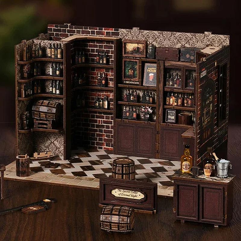 Plymagic DIY Mini House - Crimson Oak Tavern