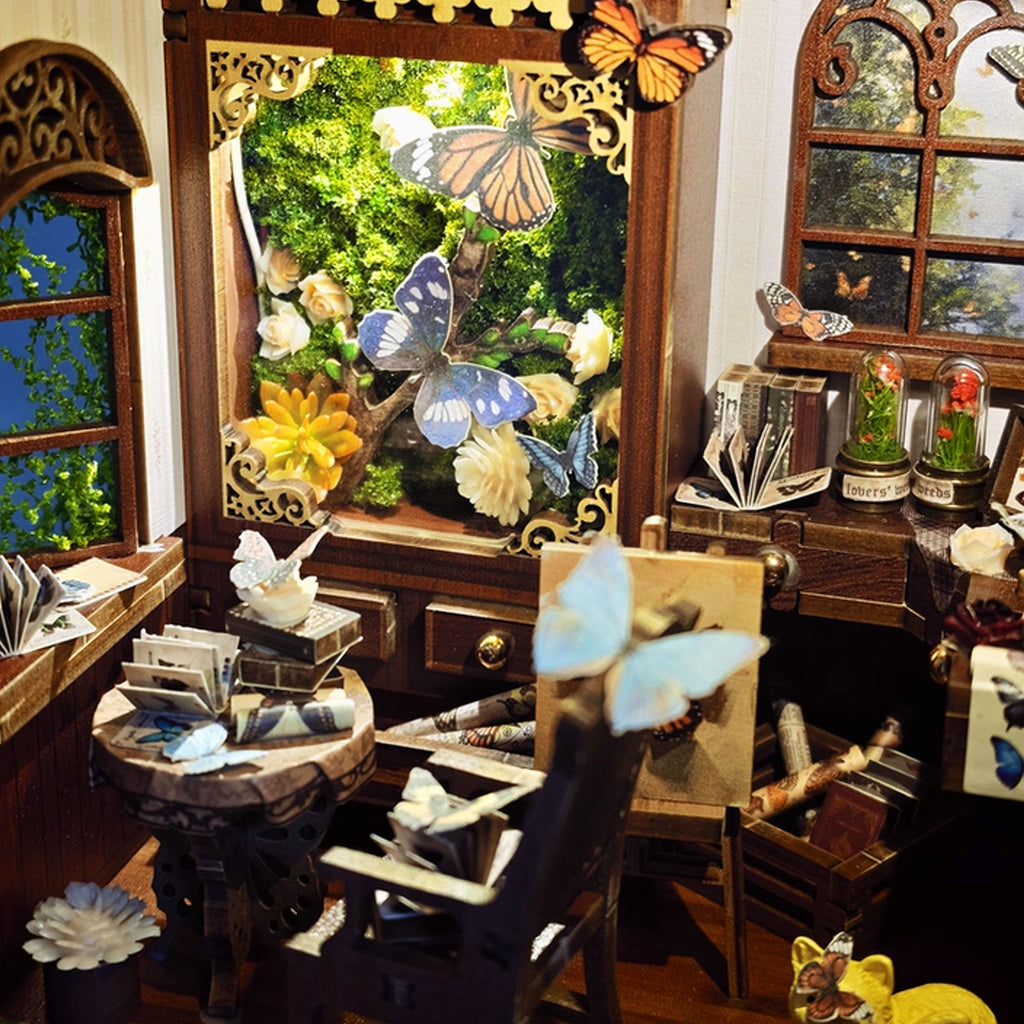 Plymagic DIY Book Nook - Butterfly Cottage