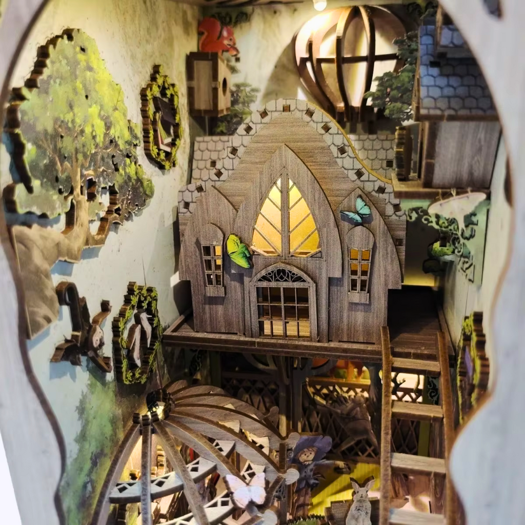 Plymagic DIY Book Nook - Woodland Tales