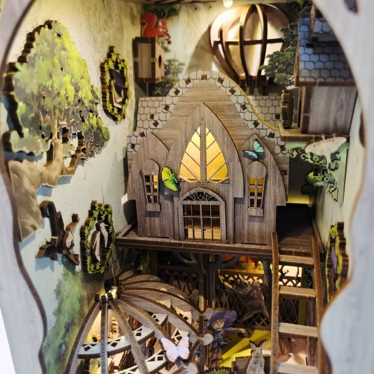 Plymagic DIY Book Nook - Woodland Tales