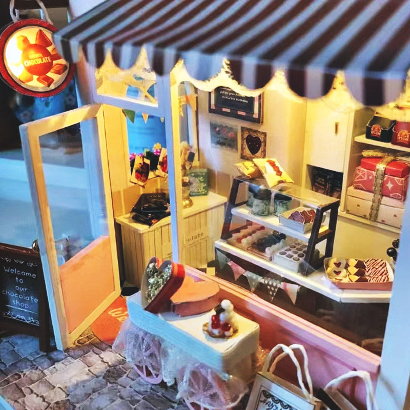 Plymagic DIY Mini House - Chocolatier
