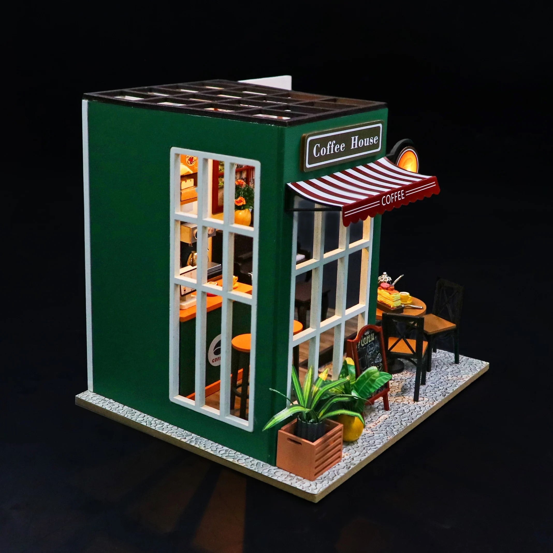 Plymagic DIY Mini House - Cozy Cup Cafe