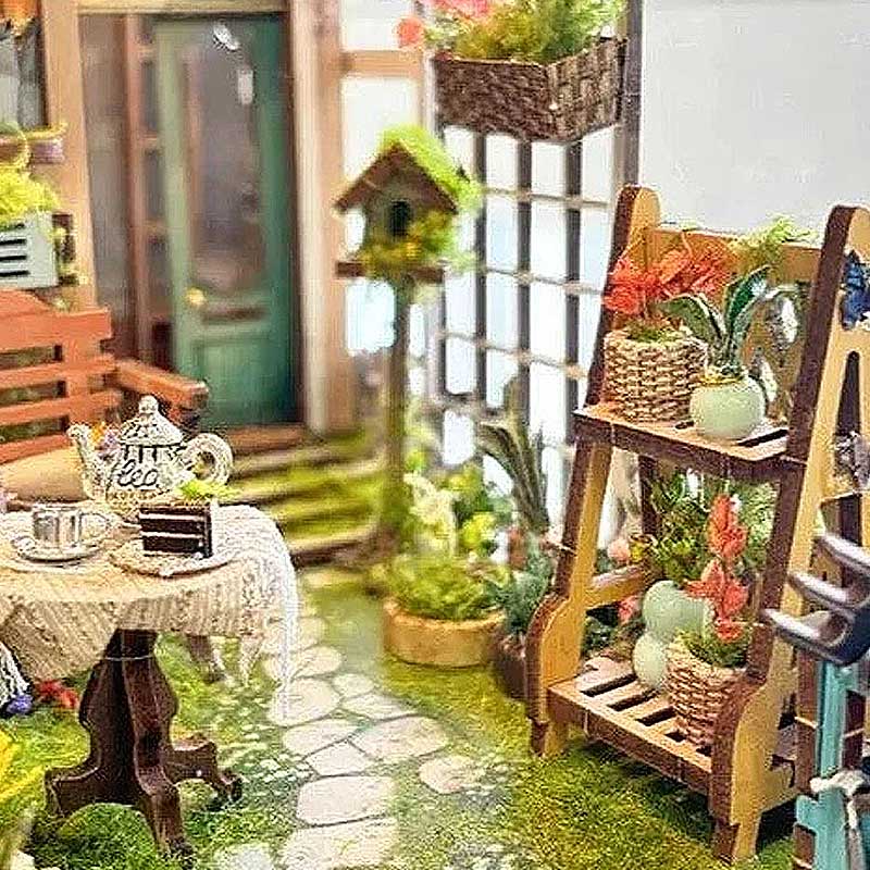 Plymagic DIY Book Nook - Sylvia Garden