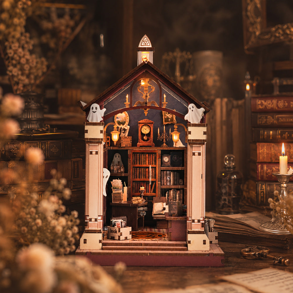 Plymagic DIY Book Nook -  The Ghost Library