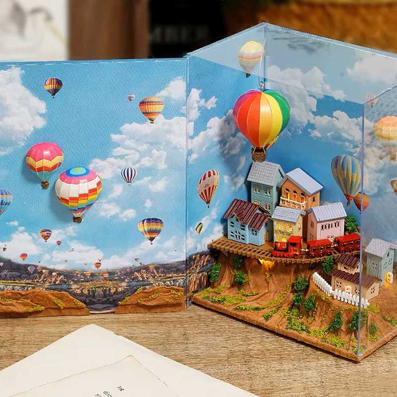 Plymagic DIY Book Nook - Hot Air Balloon Valley