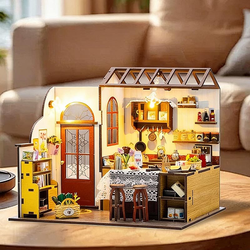 Plymagic DIY Mini House - Family Kitchen