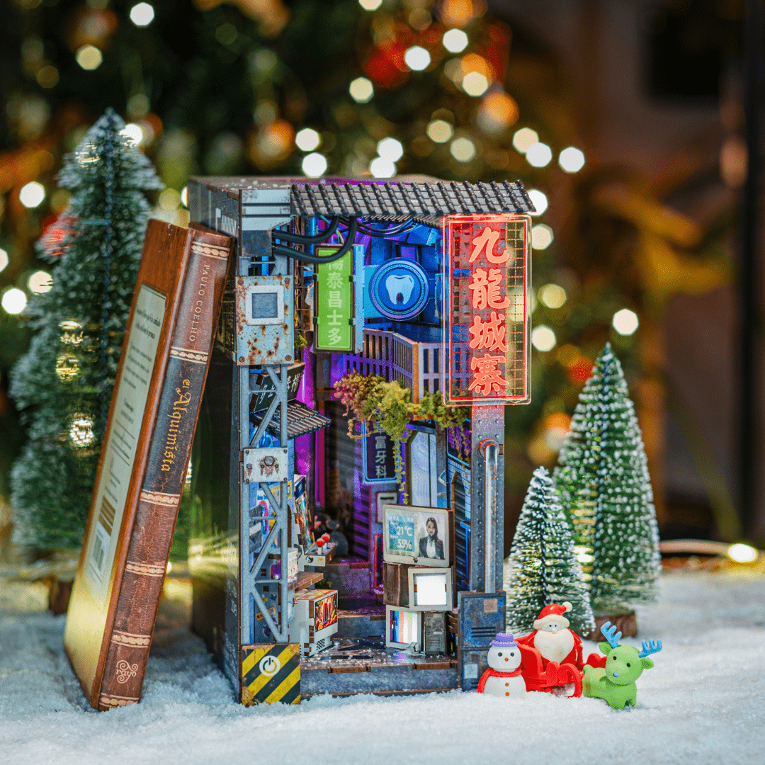 Kowloon Walled City 2049 Book Nook Kit