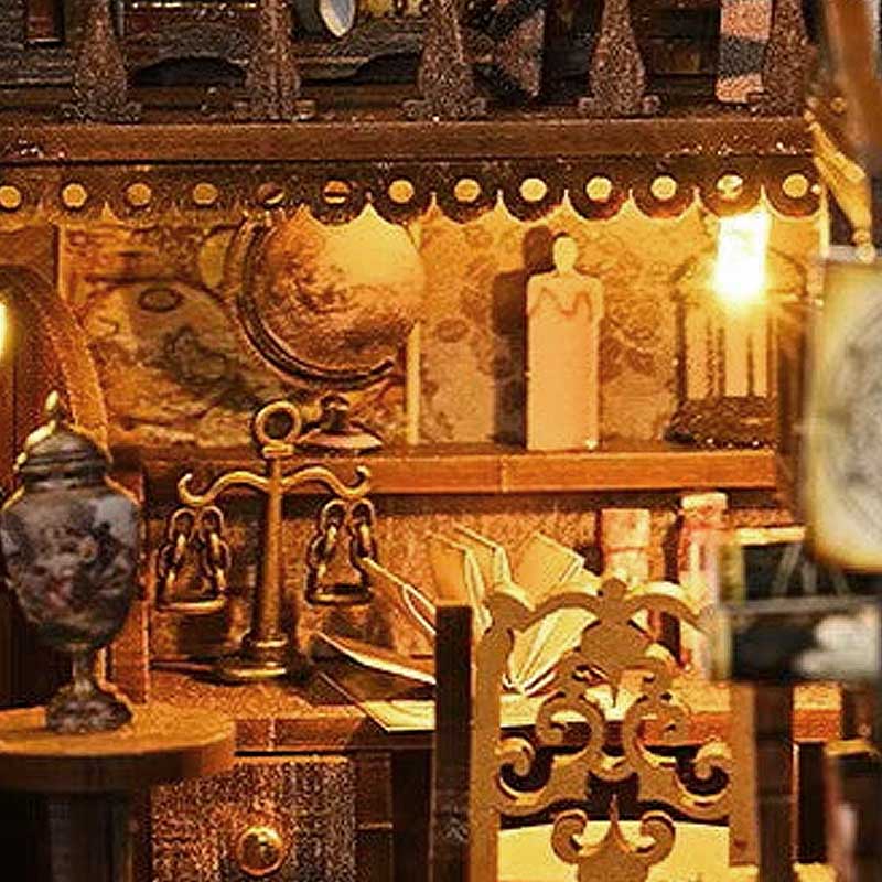 Plymagic DIY Book Nook - Medieval Study