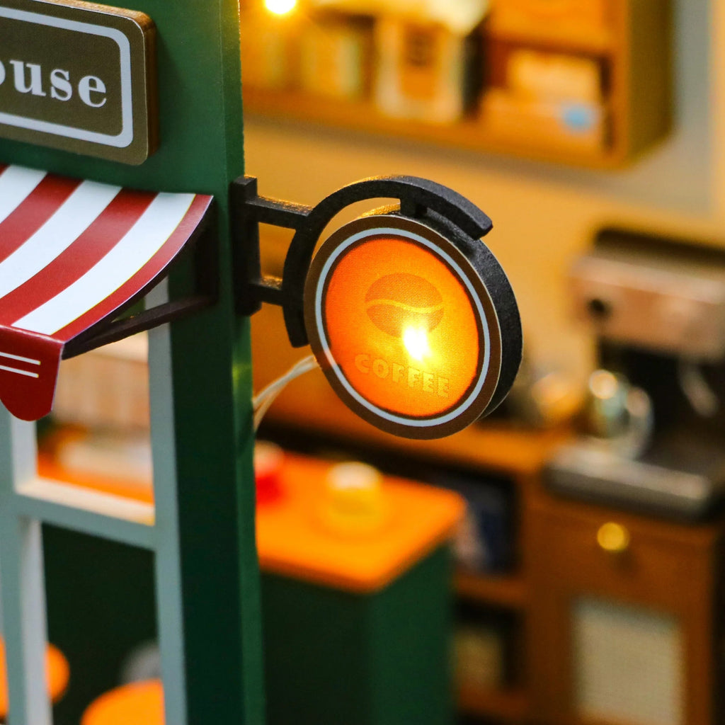 Plymagic DIY Mini House - Cozy Cup Cafe