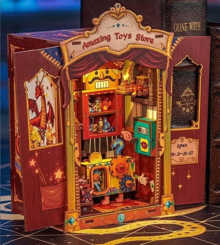 Plymagic DIY Book Nook -  Amazing Toy Store
