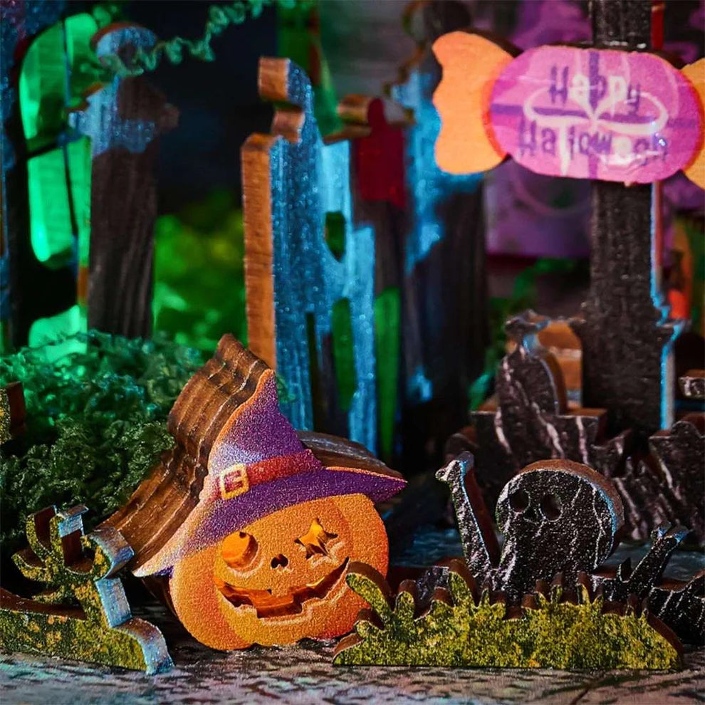 Plymagic DIY Mini House - Halloween Night