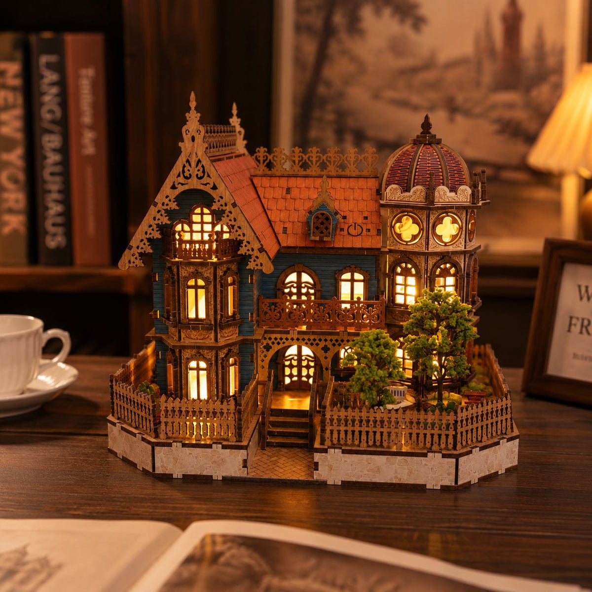 Plymagic DIY Mini House - Garden Villa