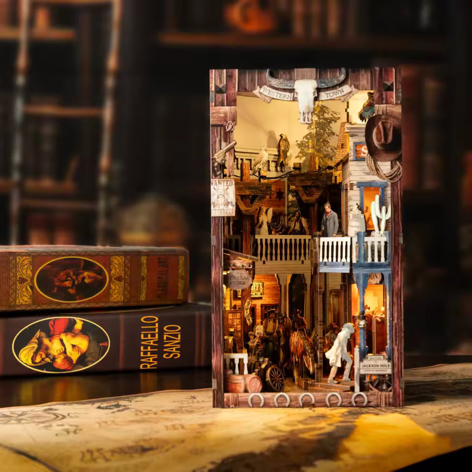 Plymagic DIY Book Nook - Wild West Saloon