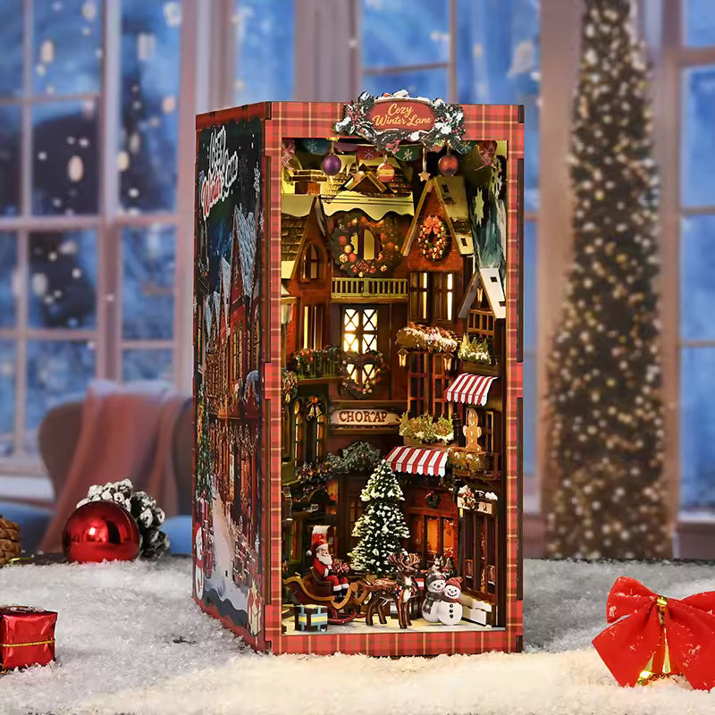 Plymagic DIY BookNook - Merry Market Lane