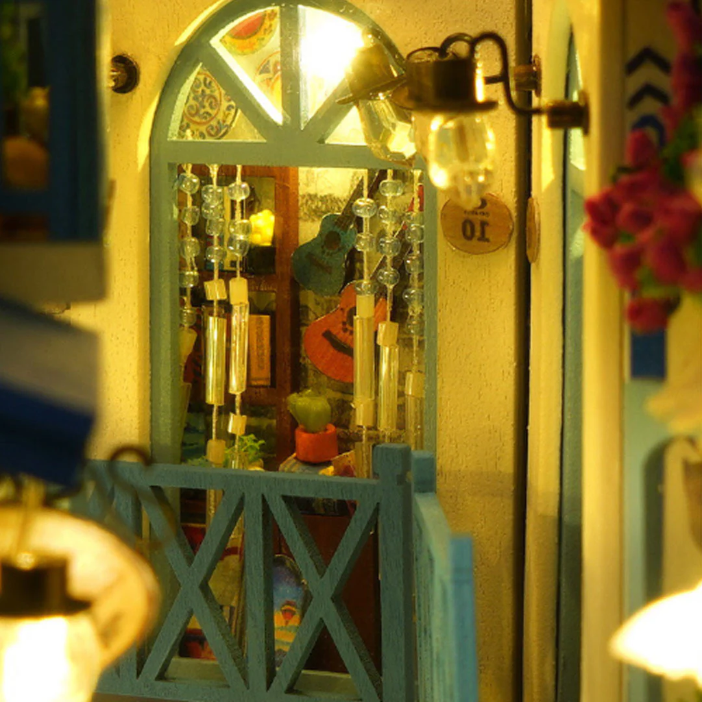 Plymagic DIY Book Nook -  Sea Breeze