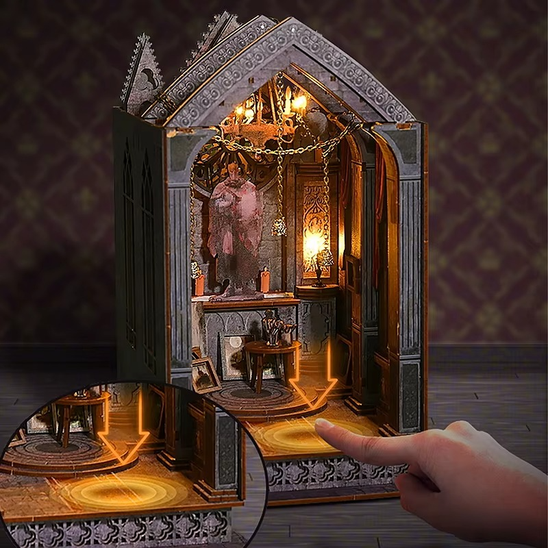 Plymagic DIY Book Nook -  Quiet Night Prayer