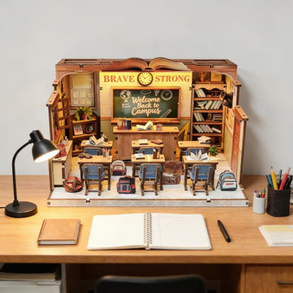 Plymagic DIY Mini House - Retro Classroom