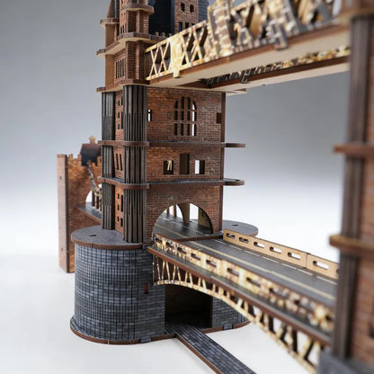 Plymagic Assembly Model - London Tower Bridge