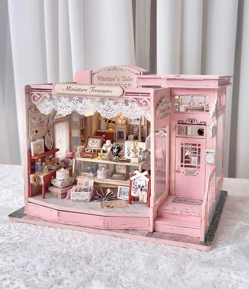 Plymagic DIY MiniHouse -  Vitrine’s Tale