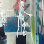 Skull-shaped aquarium air bubbler