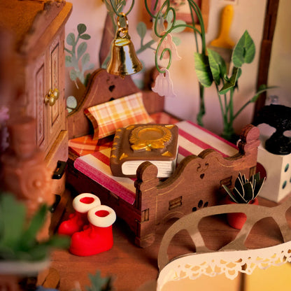 Plymagic DIY Mini House - Fairytale Tree House