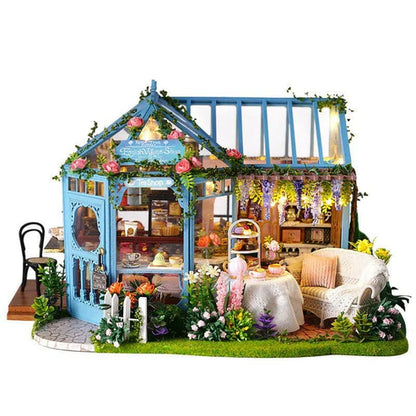 Plymagic DIY Mini House - Rose Courtyard